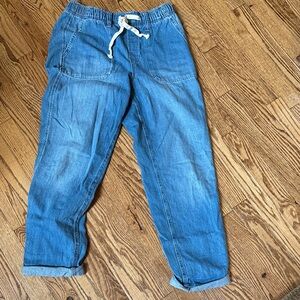 GAP Blue Denim Cropped Jogger Jeans
